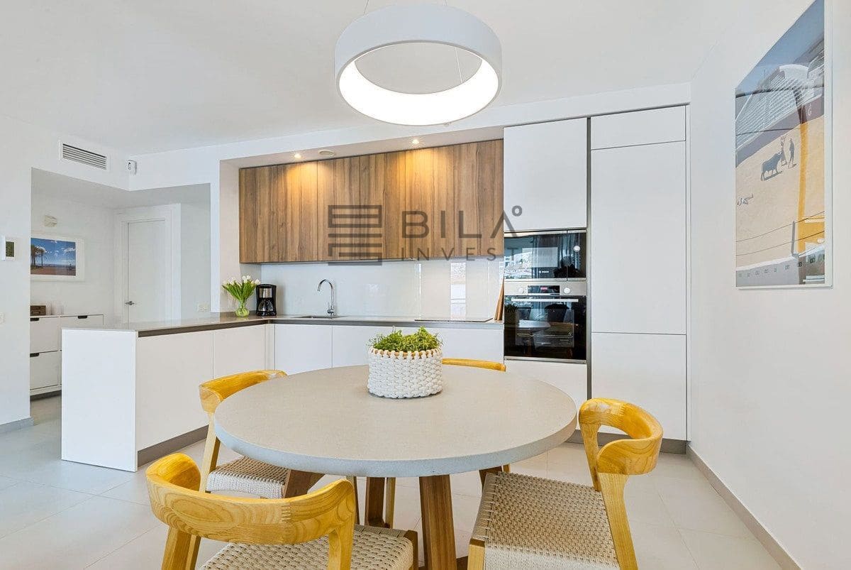 3 slaapkamer Flat te koop in Benalmadena Costa met zwembad garage - € 695.000 (Ref: 9730510)