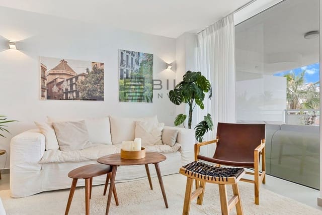 3 slaapkamer Flat te koop in Benalmadena Costa, Benalmádena met zwembad garage - € 695.000 (Ref: 9730510)