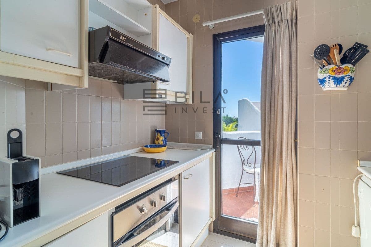Piso de 2 habitaciones en Calahonda en venta con piscina garaje - 339.000 € (Ref: 9730511)