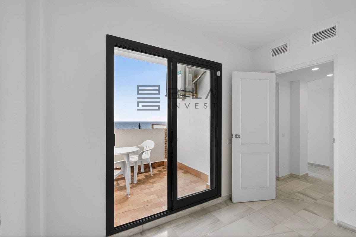 2 soveværelse Penthouse til salg i Calahonda med swimmingpool - € 325.000 (Ref: 9730512)