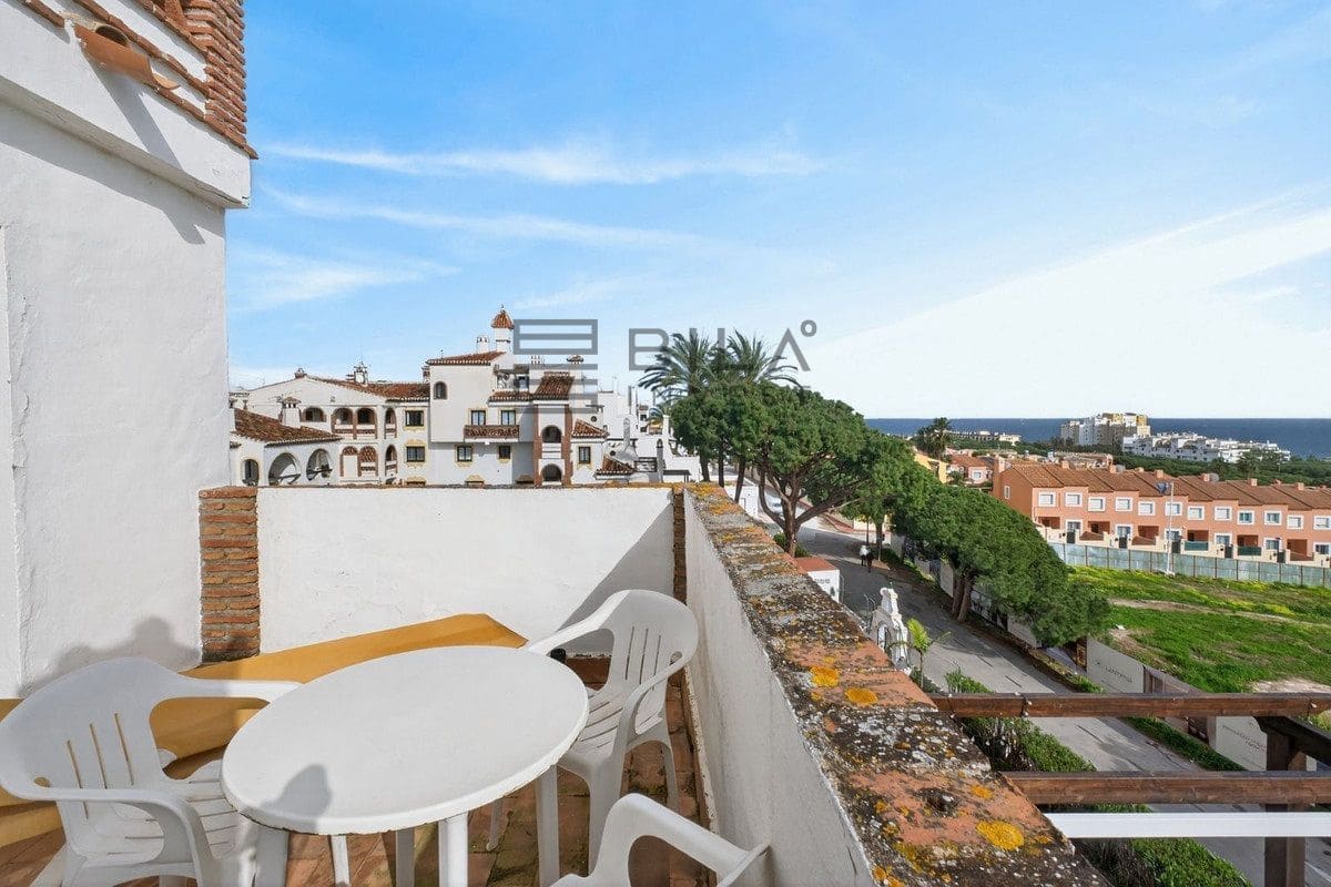 2 soveværelse Penthouse til salg i Calahonda med swimmingpool - € 325.000 (Ref: 9730512)