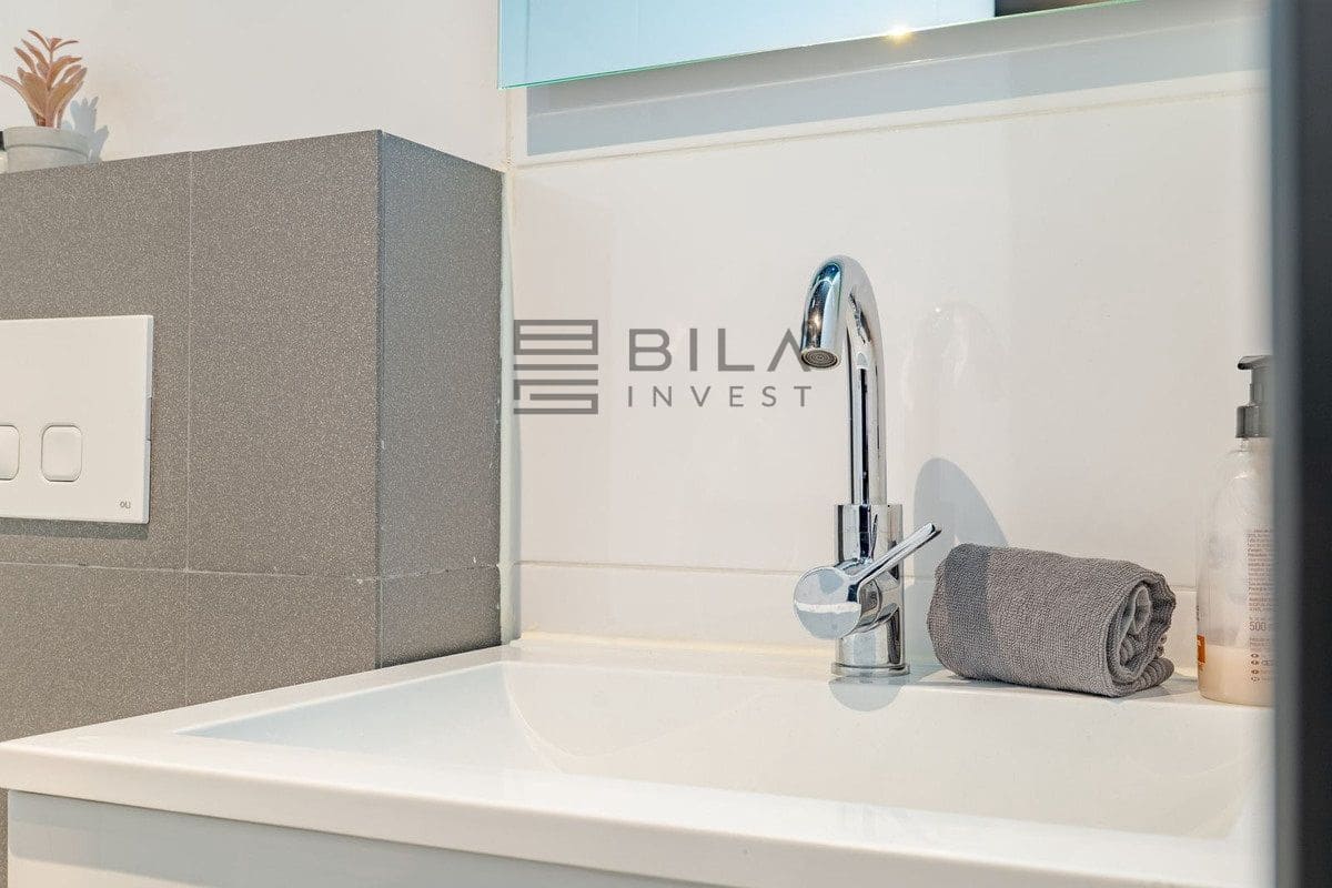 3 bedroom Flat for sale in Mijas Costa with pool garage - € 450,000 (Ref: 9730513)