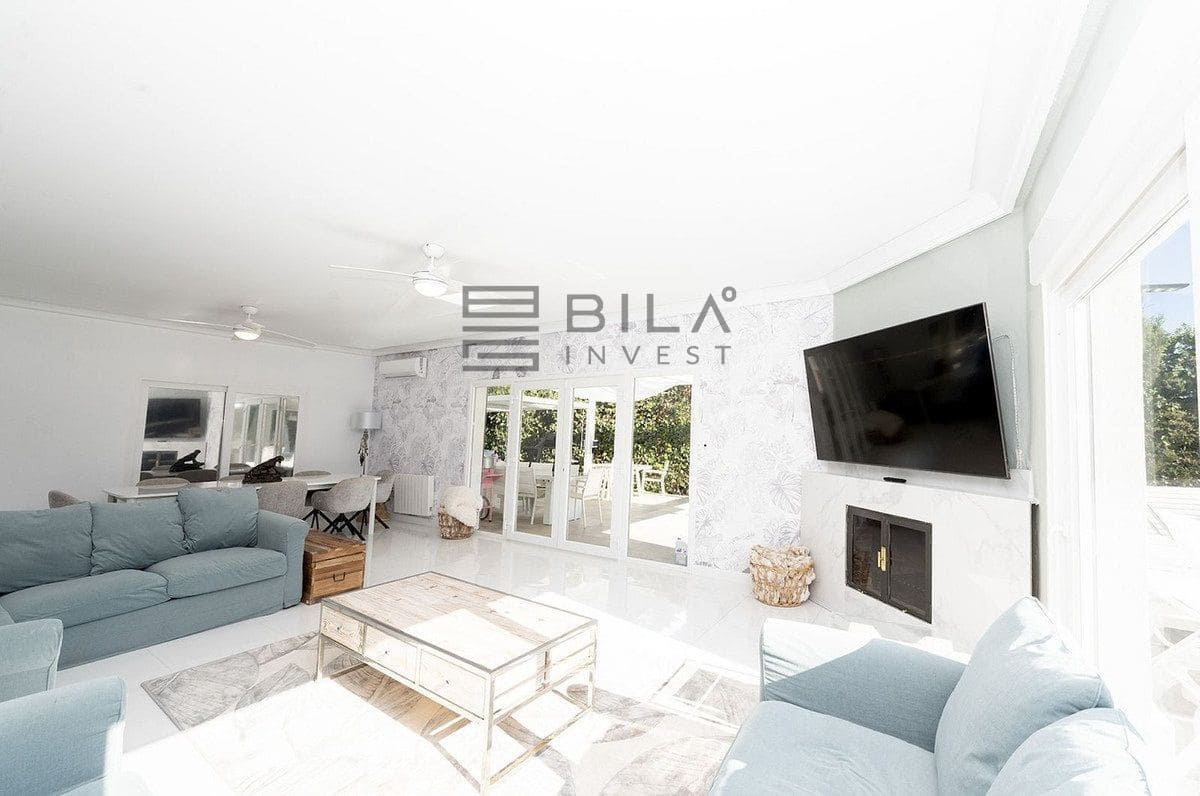 6 soveværelse Villa til salg i Benalmadena med swimmingpool garage - € 1.495.000 (Ref: 9730515)