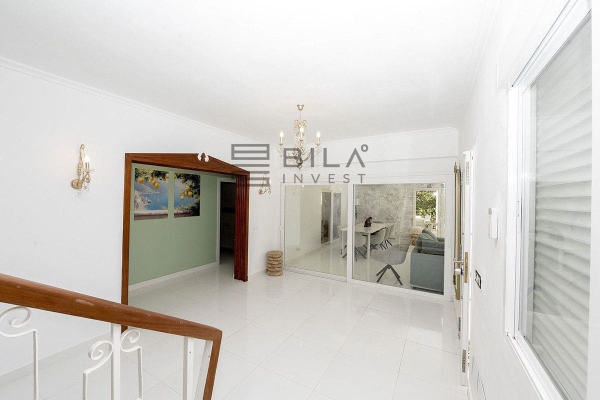 6 soveværelse Villa til salg i Benalmadena med swimmingpool garage - € 1.495.000 (Ref: 9730515)