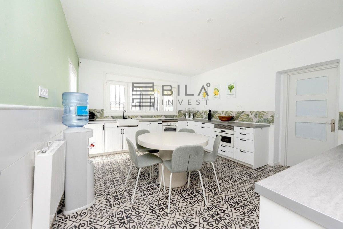 6 soveværelse Villa til salg i Benalmadena med swimmingpool garage - € 1.495.000 (Ref: 9730515)