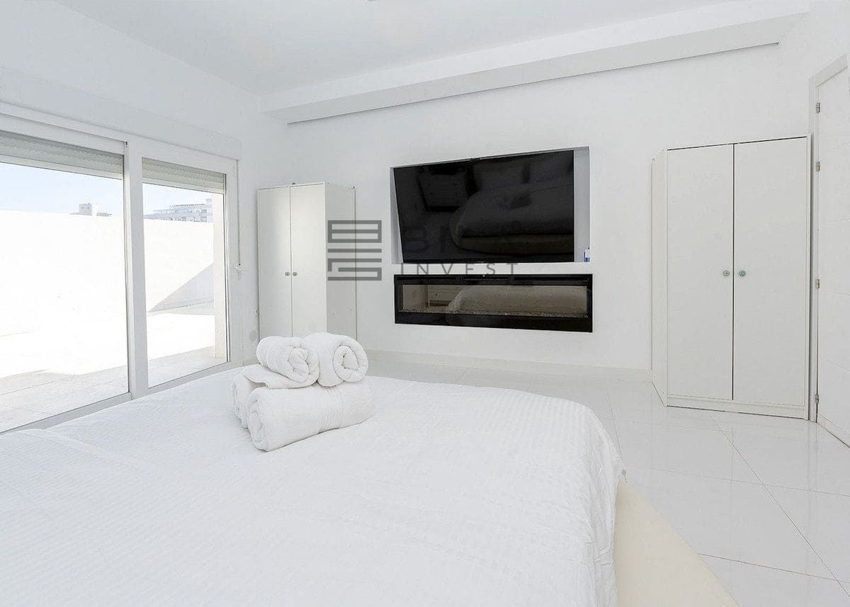 6 soveværelse Villa til salg i Benalmadena med swimmingpool garage - € 1.495.000 (Ref: 9730515)