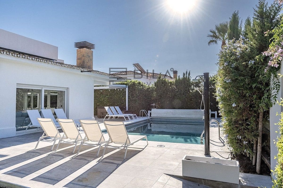 6 soveværelse Villa til salg i Benalmadena med swimmingpool garage - € 1.495.000 (Ref: 9730515)