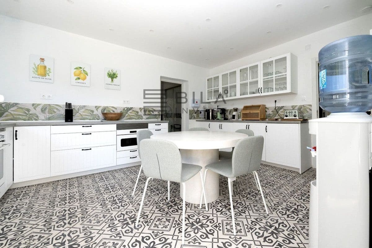 6 soveværelse Villa til salg i Benalmadena med swimmingpool garage - € 1.495.000 (Ref: 9730515)