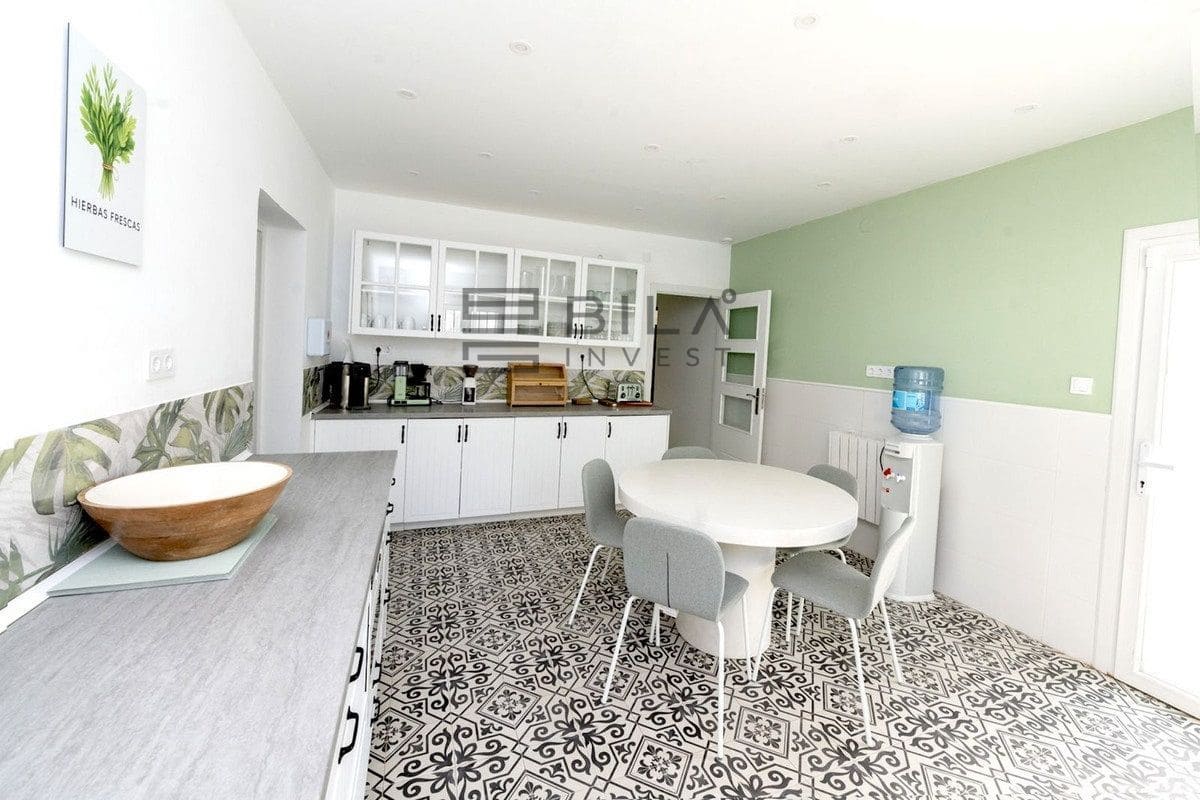 6 soveværelse Villa til salg i Benalmadena med swimmingpool garage - € 1.495.000 (Ref: 9730515)