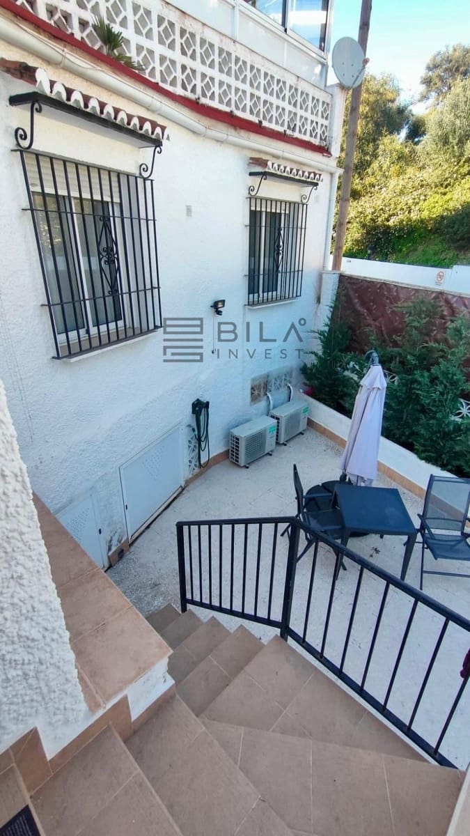 3 bedroom Flat for sale in El Faro with pool garage - € 290,000 (Ref: 9730516)