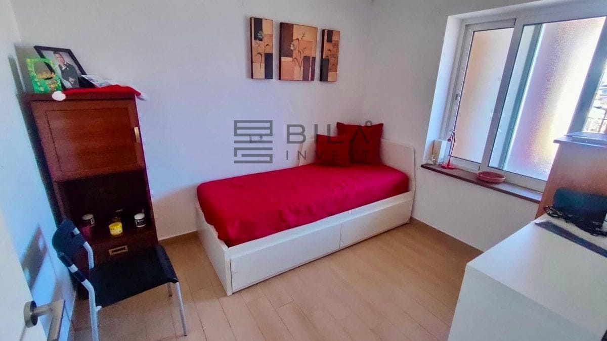 3 bedroom Flat for sale in El Faro with pool garage - € 290,000 (Ref: 9730516)