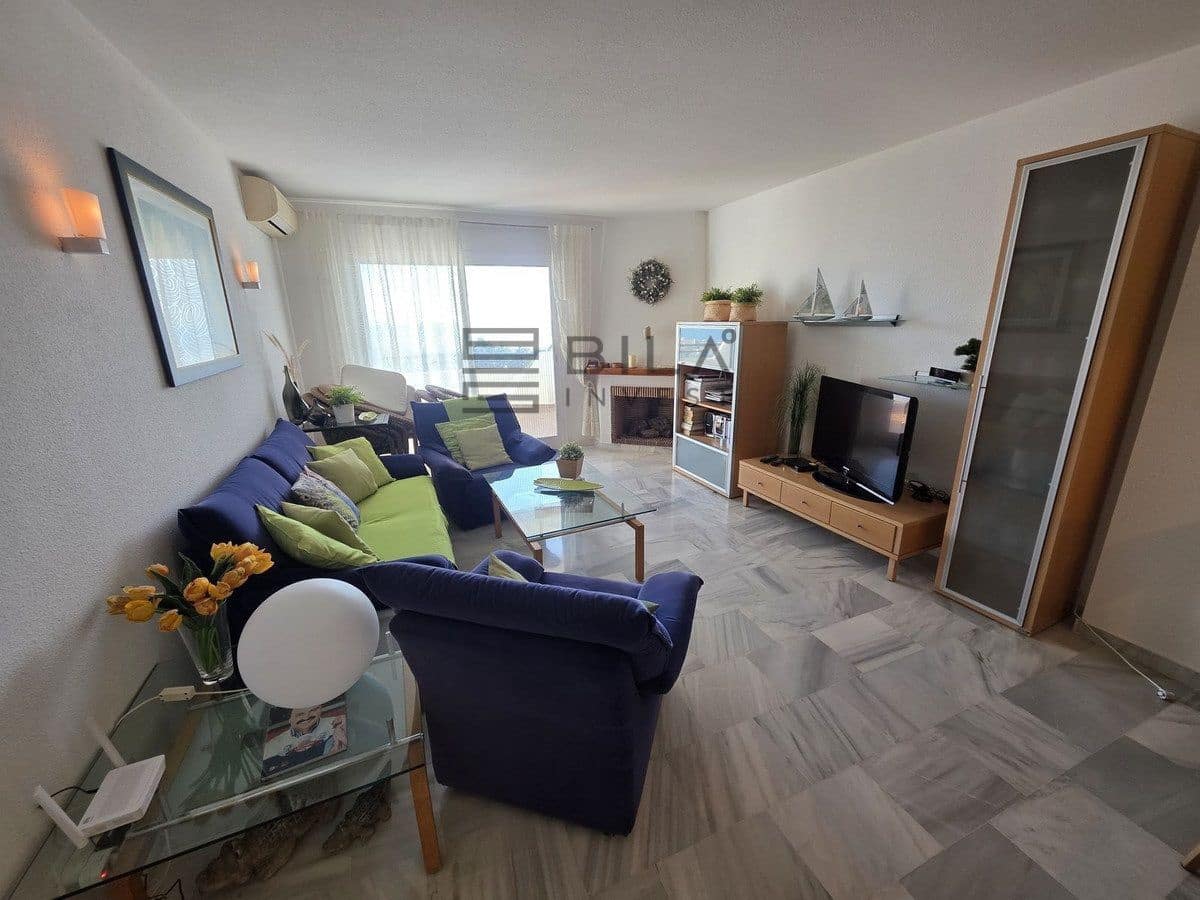 2 bedroom Penthouse for sale in Calahonda with pool - € 349,000 (Ref: 9730517)