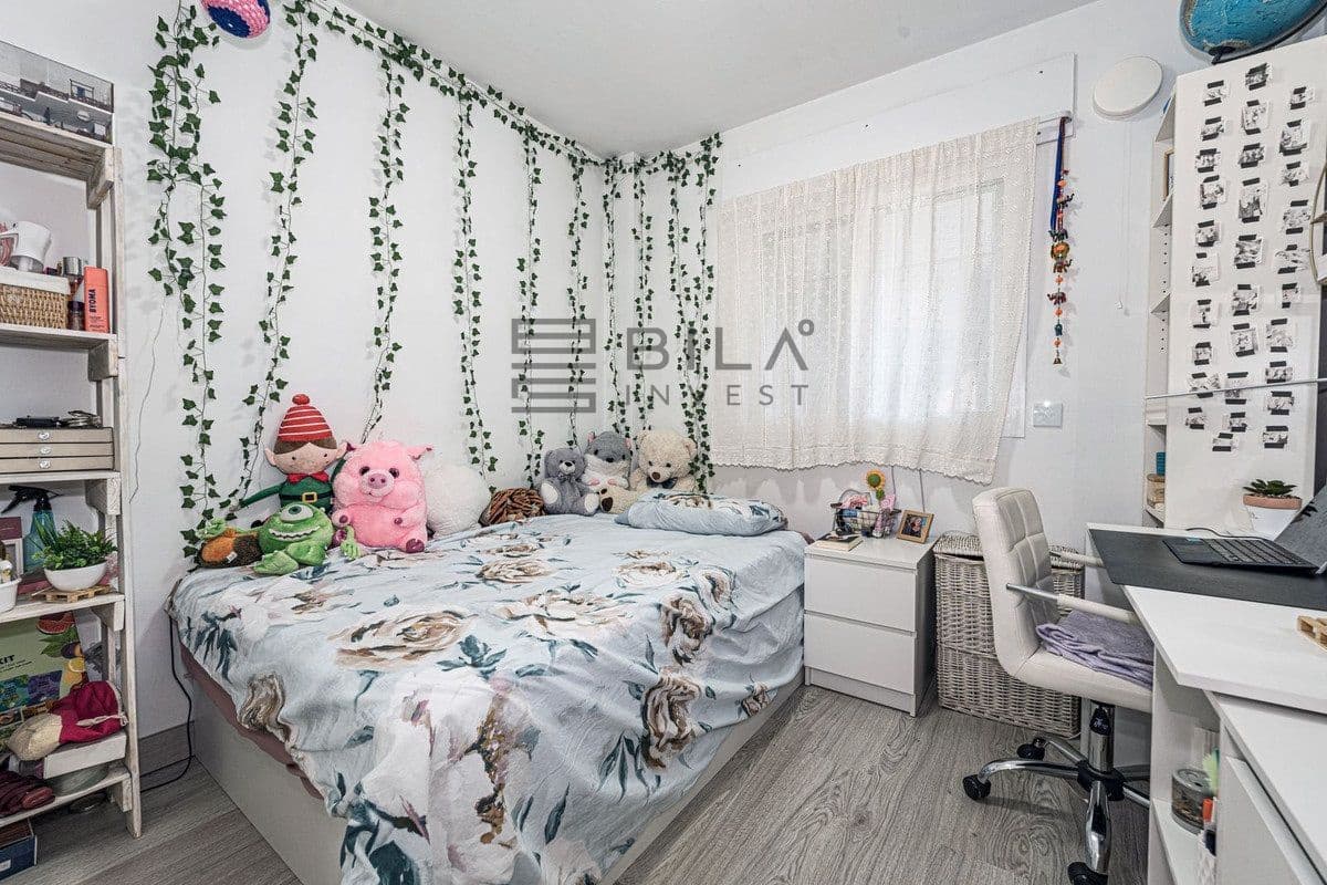 2 makuuhuone Asunto myytävänä paikassa Fuengirola mukana uima-altaan 
autotalli - 299 000 € (Ref: 9737751)