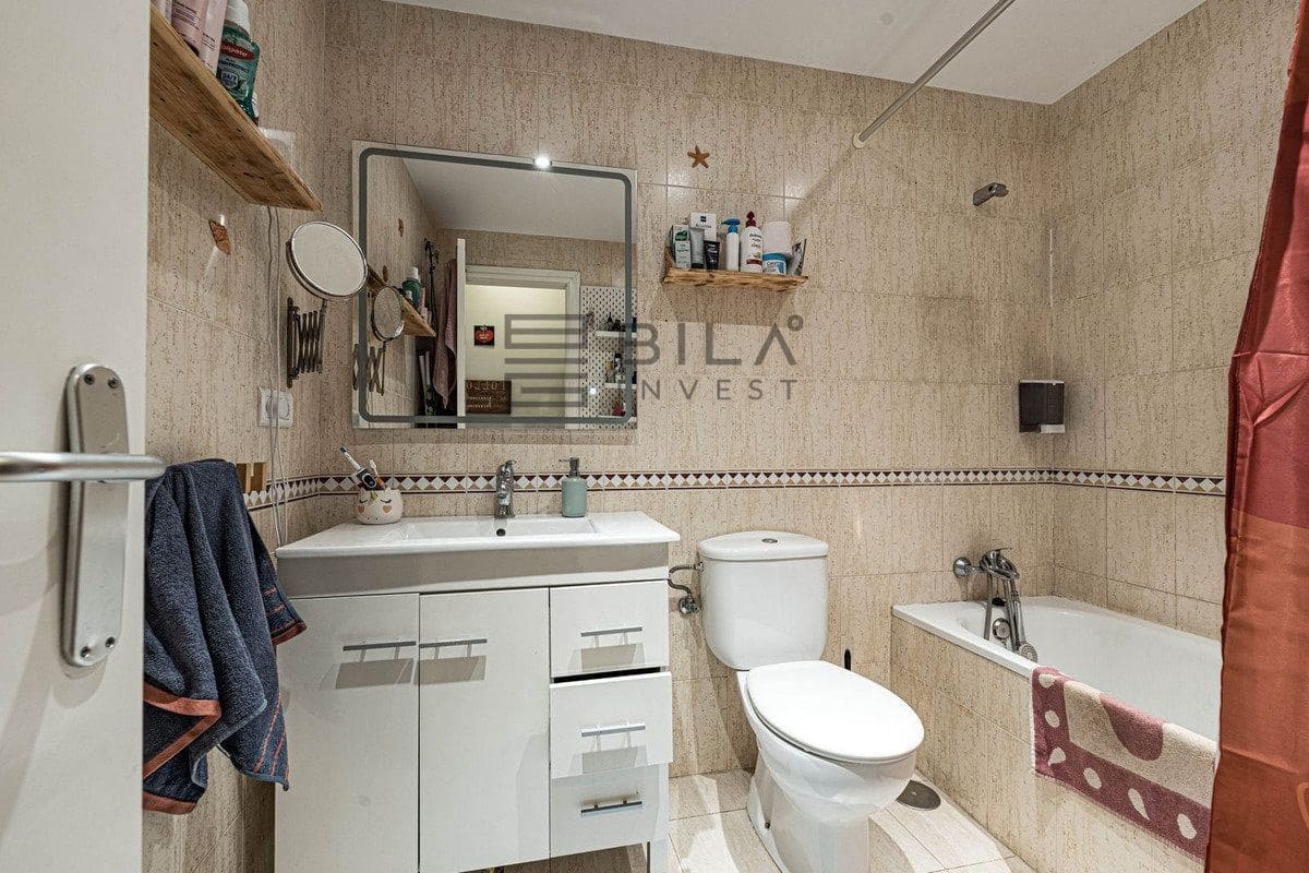 2 makuuhuone Asunto myytävänä paikassa Fuengirola mukana uima-altaan 
autotalli - 299 000 € (Ref: 9737751)