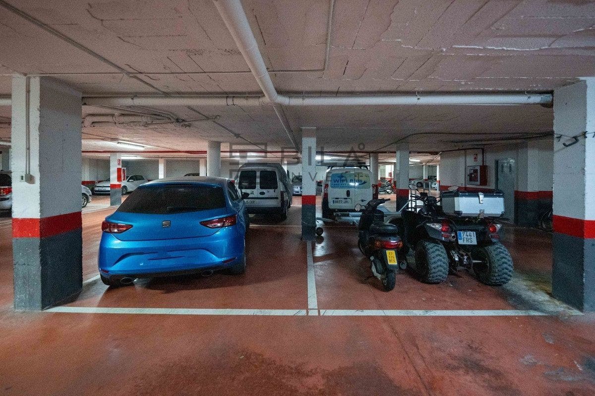 2 makuuhuone Asunto myytävänä paikassa Fuengirola mukana uima-altaan 
autotalli - 299 000 € (Ref: 9737751)