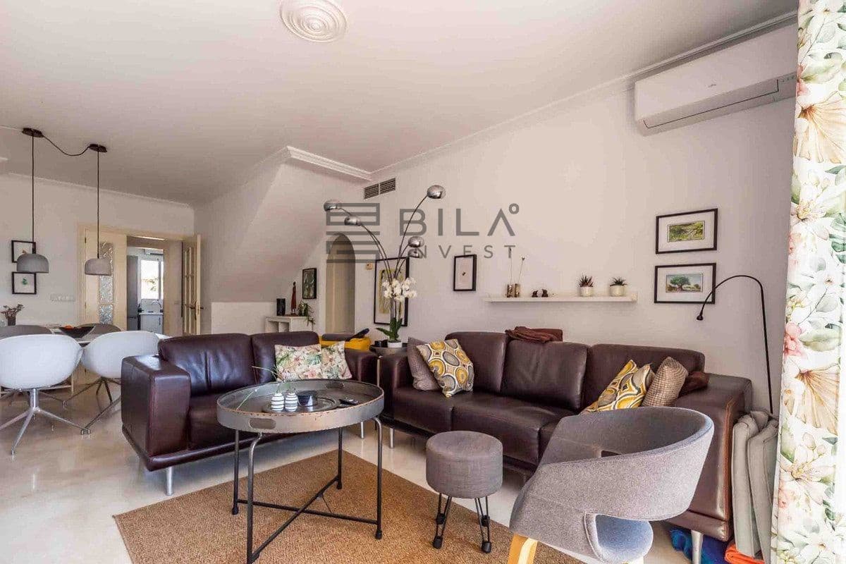 3 quarto Penthouse para venda em Riviera del Sol com piscina - 399 000 € (Ref: 9737753)