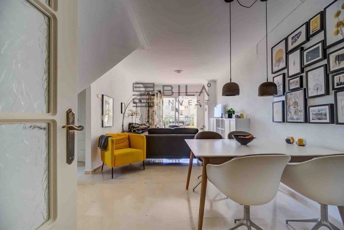 3 quarto Penthouse para venda em Riviera del Sol com piscina - 399 000 € (Ref: 9737753)