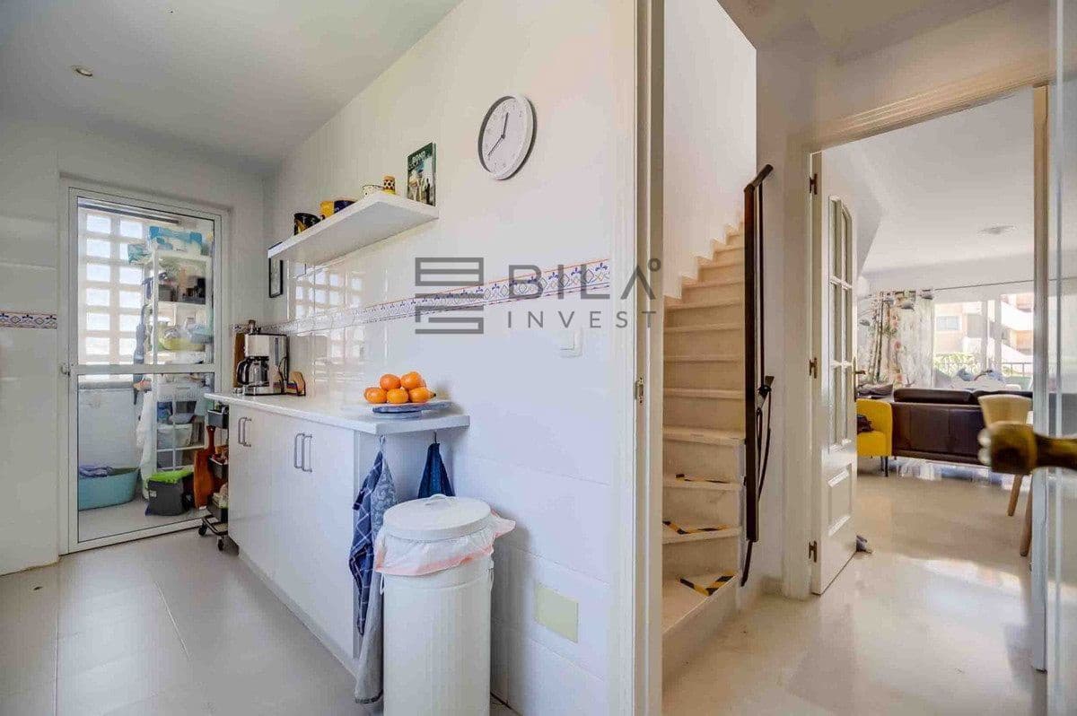 3 quarto Penthouse para venda em Riviera del Sol com piscina - 399 000 € (Ref: 9737753)