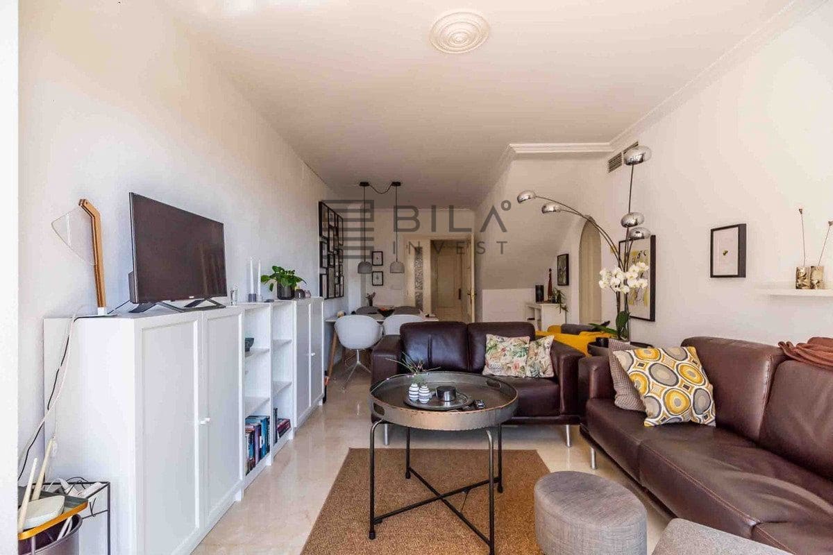 3 quarto Penthouse para venda em Riviera del Sol com piscina - 399 000 € (Ref: 9737753)