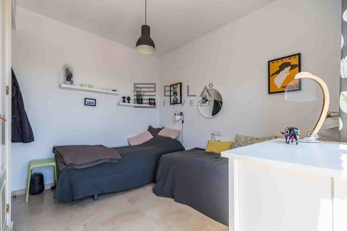 3 quarto Penthouse para venda em Riviera del Sol com piscina - 399 000 € (Ref: 9737753)