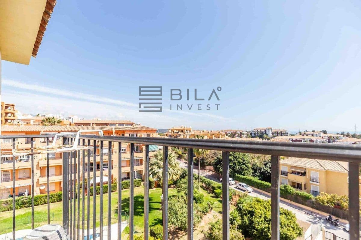 3 quarto Penthouse para venda em Riviera del Sol com piscina - 399 000 € (Ref: 9737753)