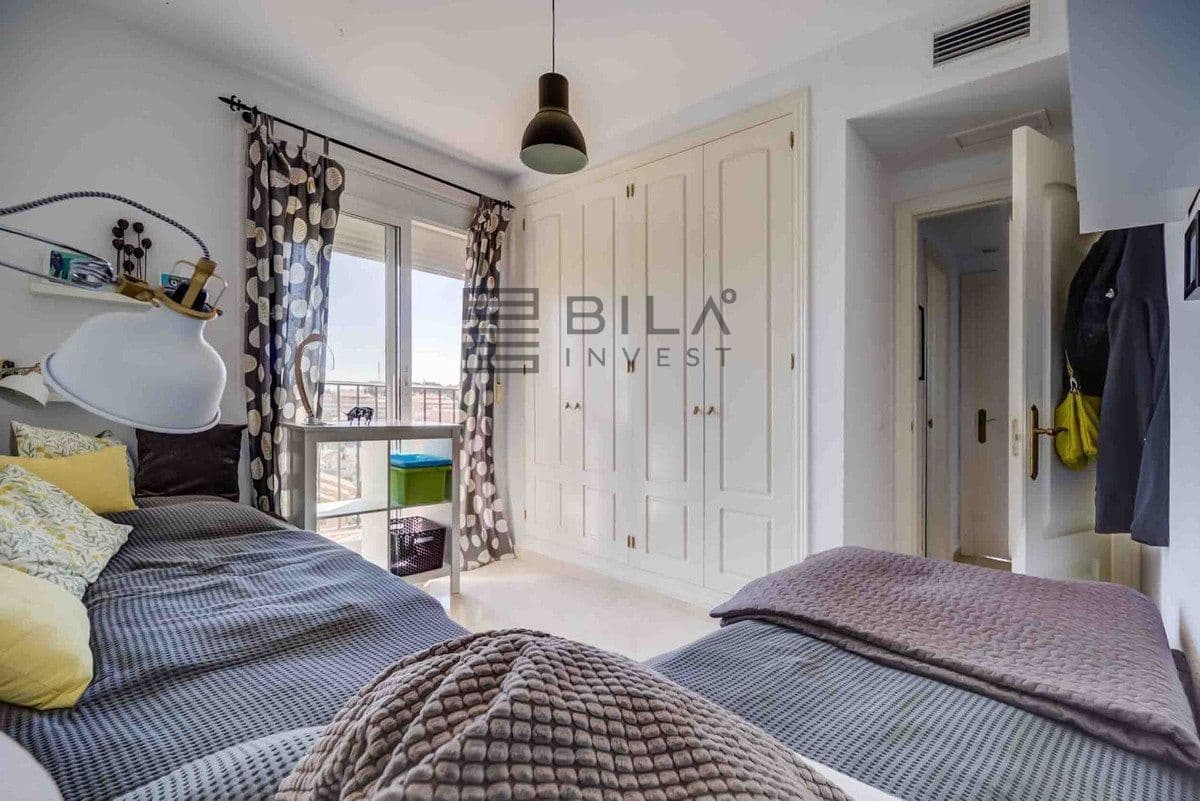 3 quarto Penthouse para venda em Riviera del Sol com piscina - 399 000 € (Ref: 9737753)