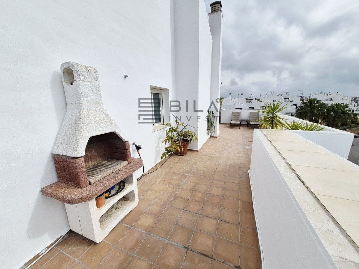 Ático de 3 habitaciones en Miraflores en venta con piscina - 450.000 € (Ref: 9737754)