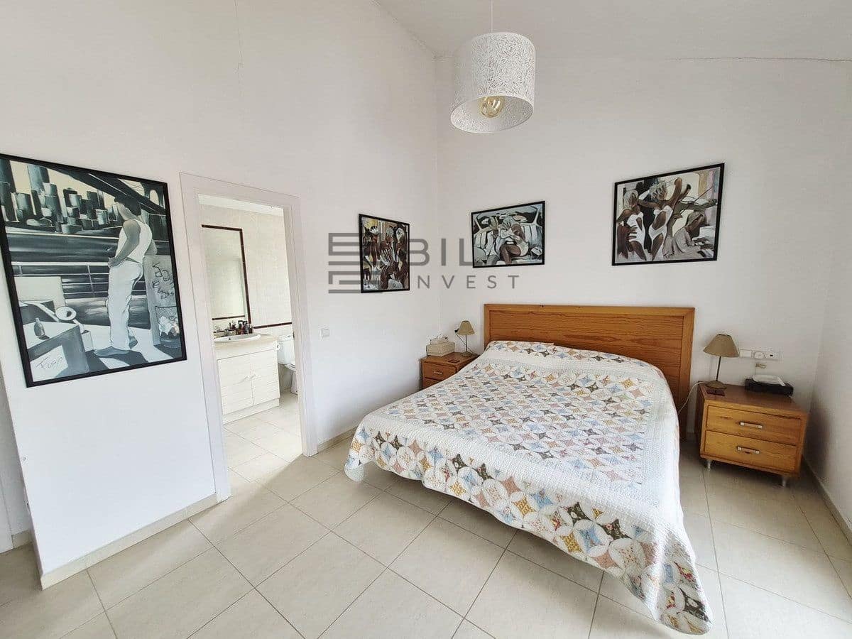 Ático de 3 habitaciones en Miraflores en venta con piscina - 450.000 € (Ref: 9737754)