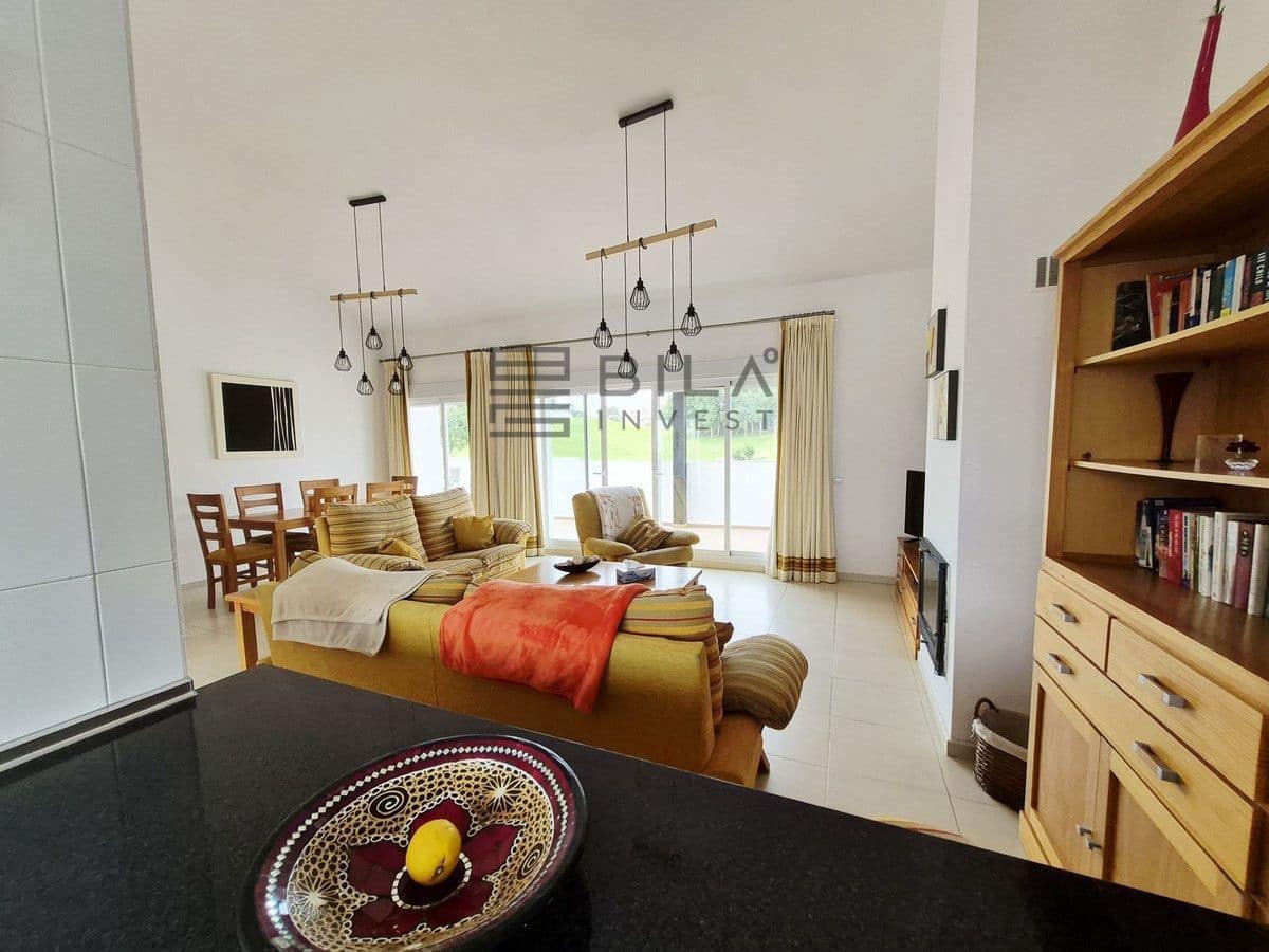 Ático de 3 habitaciones en Miraflores en venta con piscina - 450.000 € (Ref: 9737754)