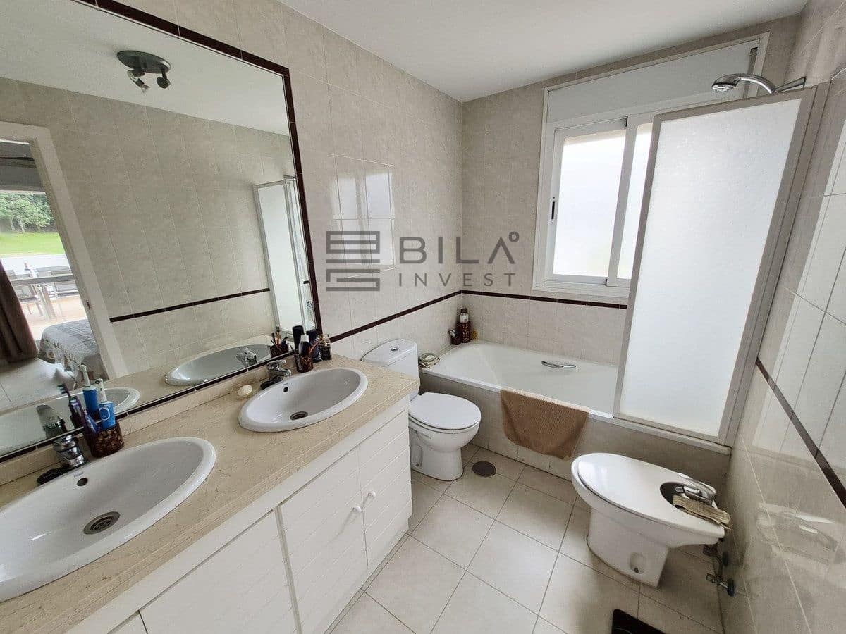 Ático de 3 habitaciones en Miraflores en venta con piscina - 450.000 € (Ref: 9737754)