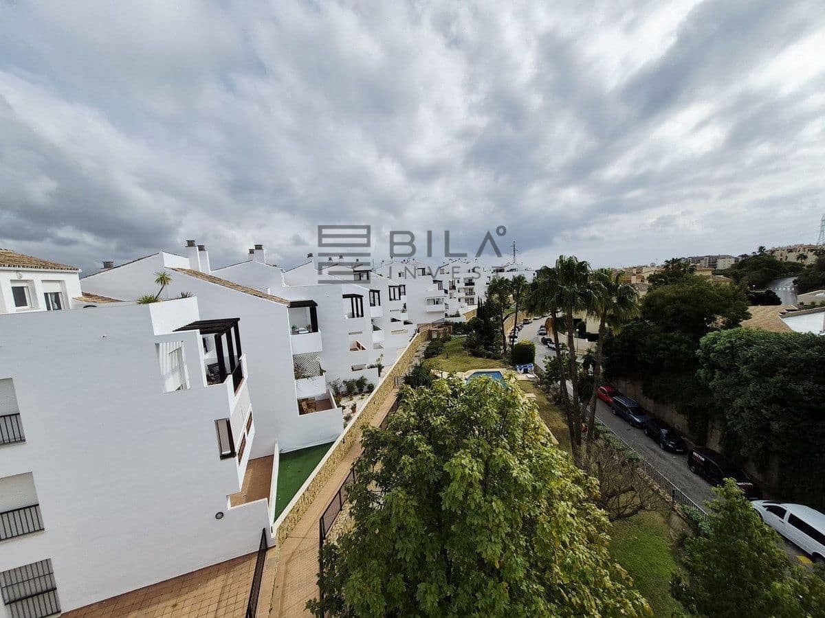 Ático de 3 habitaciones en Miraflores en venta con piscina - 450.000 € (Ref: 9737754)