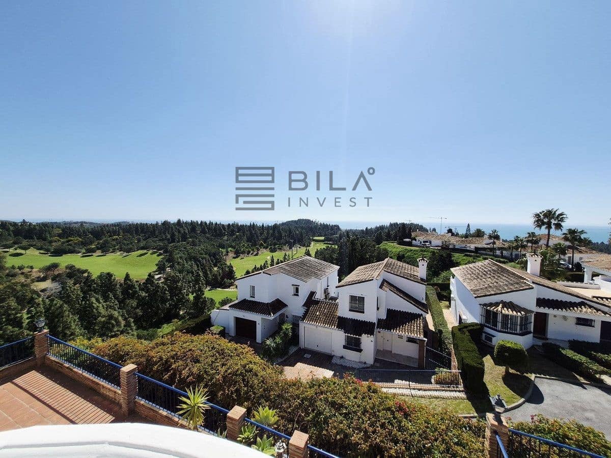 2 bedroom Penthouse for sale in El Chaparral with pool - € 385,000 (Ref: 9737755)