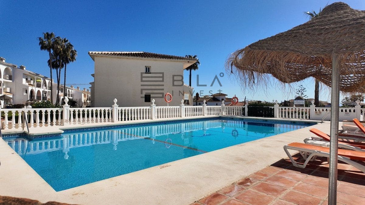 2 Zimmer Wohnung zu verkaufen in El Faro mit Pool - 258.000 € (Ref: 9737757)