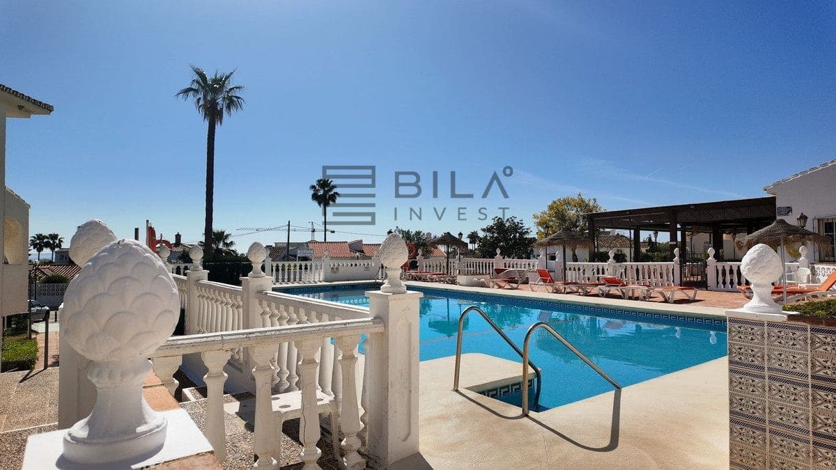 2 Zimmer Wohnung zu verkaufen in El Faro mit Pool - 258.000 € (Ref: 9737757)