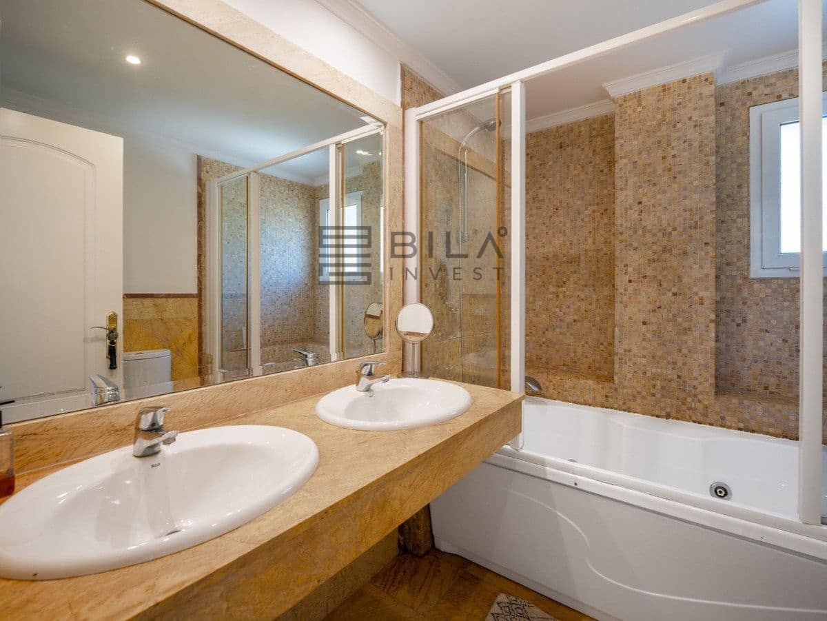 2 quarto Penthouse para venda em Torrequebrada com piscina - 525 000 € (Ref: 9737762)