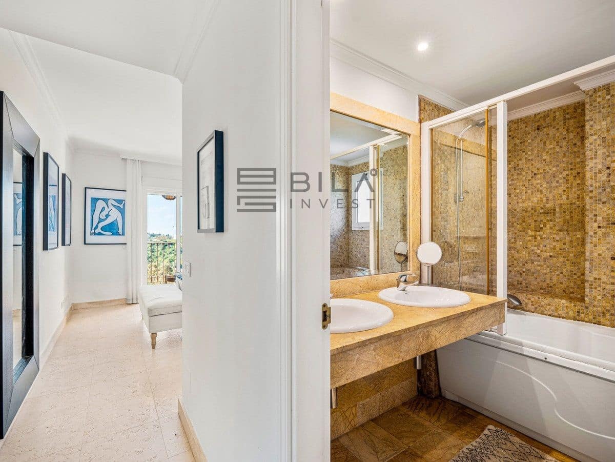 2 quarto Penthouse para venda em Torrequebrada com piscina - 525 000 € (Ref: 9737762)