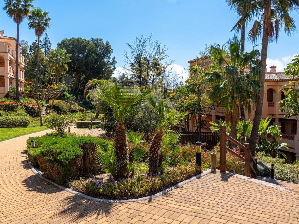 2 quarto Penthouse para venda em Torrequebrada com piscina - 525 000 € (Ref: 9737762)