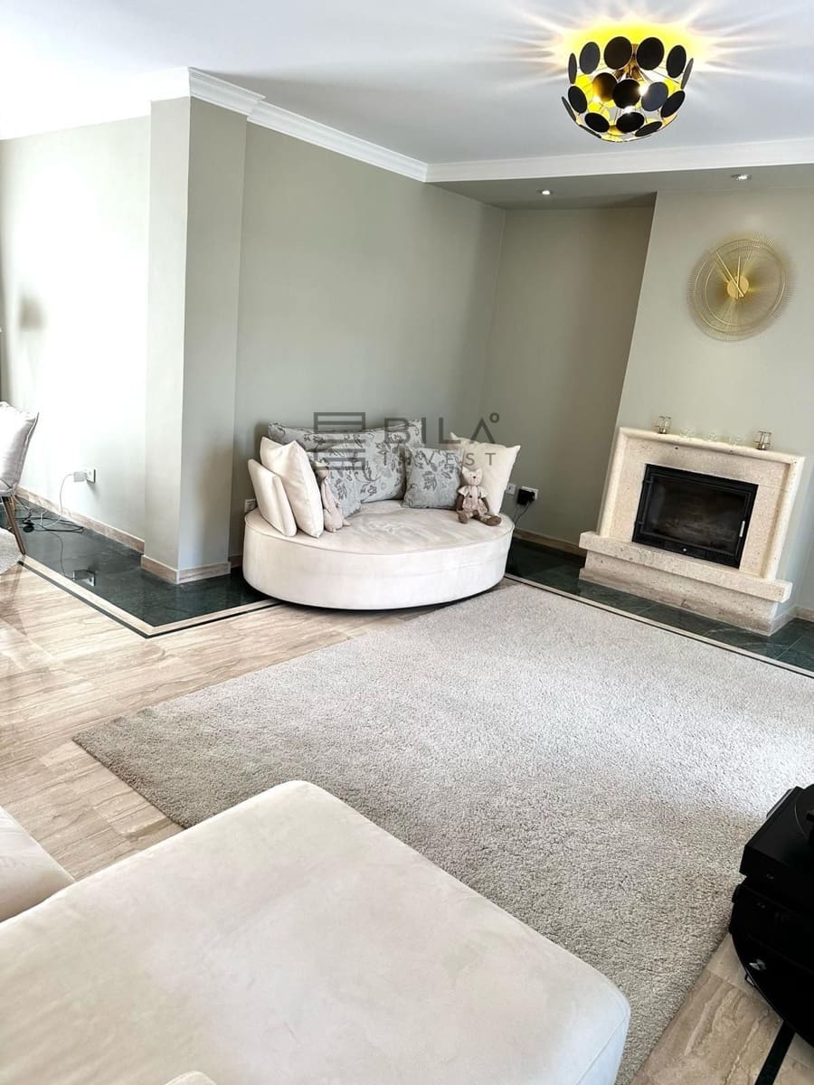 4 bedroom Townhouse for sale in Calahonda with pool garage - € 689,000 (Ref: 9742999)