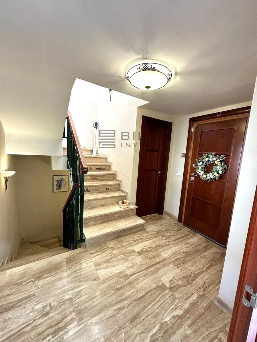 4 bedroom Townhouse for sale in Calahonda with pool garage - € 689,000 (Ref: 9742999)