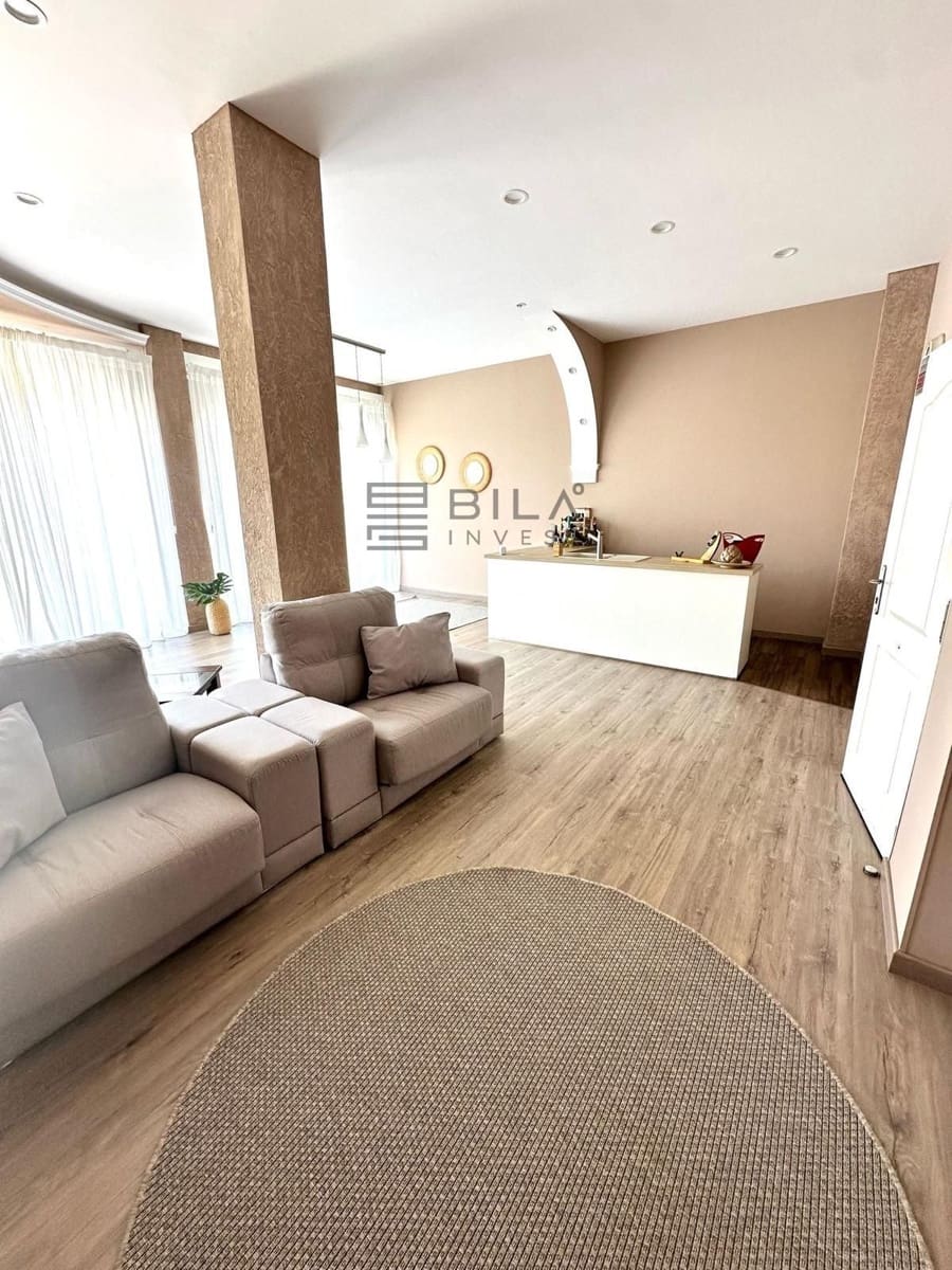 4 bedroom Townhouse for sale in Calahonda with pool garage - € 689,000 (Ref: 9742999)