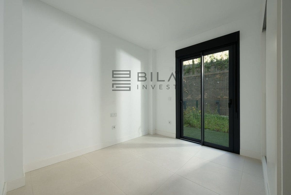 3 makuuhuone Asunto myytävänä paikassa Fuengirola mukana uima-altaan 
autotalli - 649 000 € (Ref: 9743000)