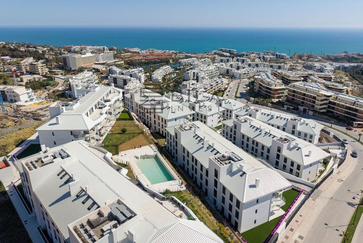 3 makuuhuone Asunto myytävänä paikassa Fuengirola mukana uima-altaan 
autotalli - 649 000 € (Ref: 9743000)