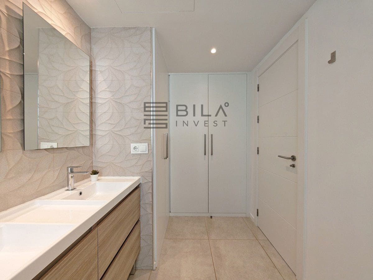 3 Zimmer Wohnung zu verkaufen in La Cala de Mijas mit Pool Garage - 590.000 € (Ref: 9743001)