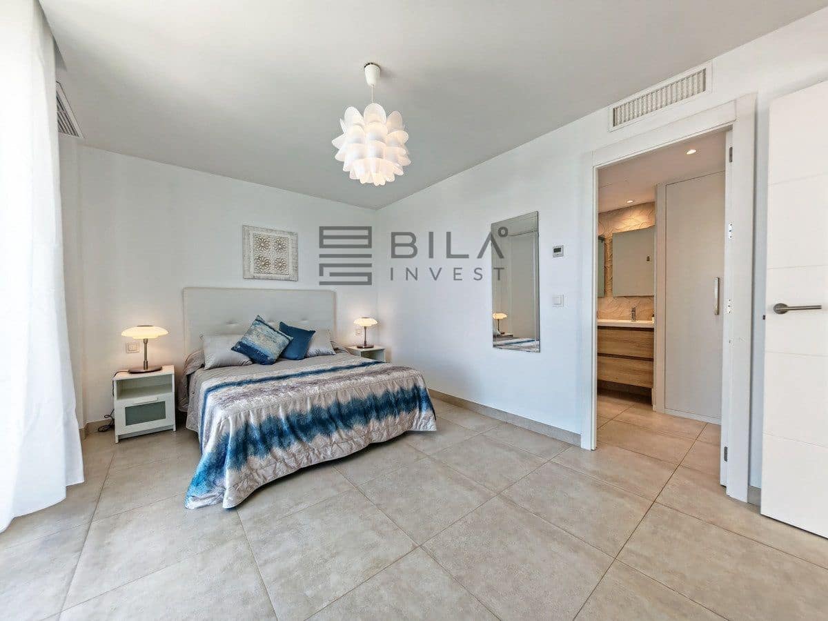 3 Zimmer Wohnung zu verkaufen in La Cala de Mijas mit Pool Garage - 590.000 € (Ref: 9743001)