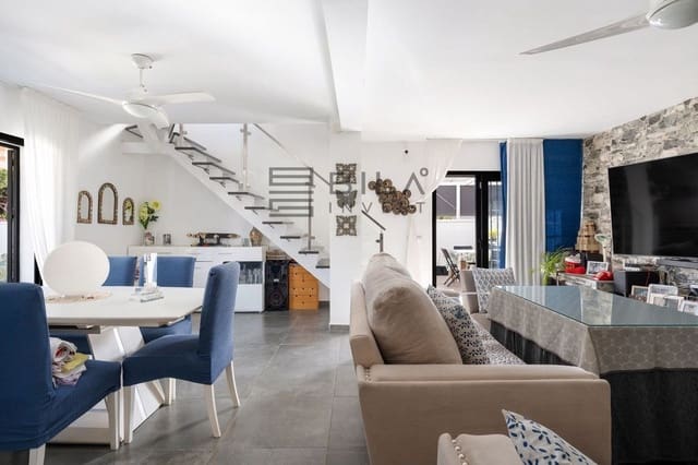 Chalet de 4 habitaciones en Calahonda, Mijas en venta con piscina - 850.000 € (Ref: 9743004)