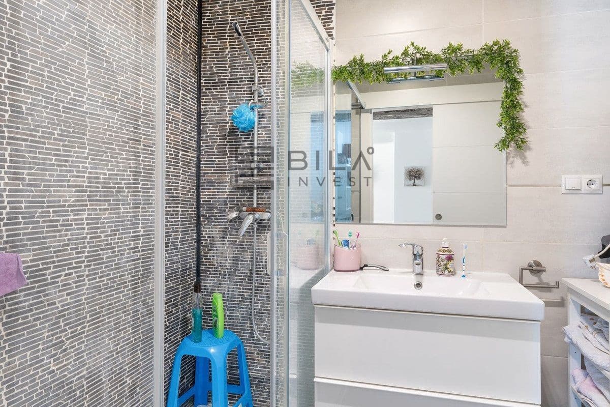 4 bedroom Villa for sale in Calahonda with pool - € 850,000 (Ref: 9743004)