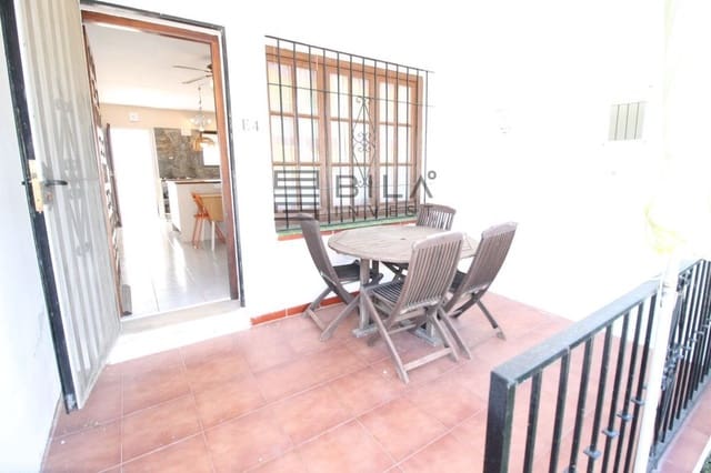 2 soveværelse Lejlighed til salg i La Cala de Mijas, Mijas med swimmingpool - € 275.000 (Ref: 9751493)