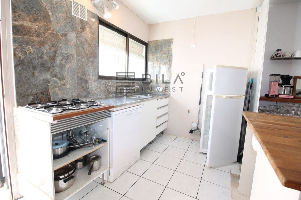 2 bedroom Flat for sale in La Cala de Mijas with pool - € 275,000 (Ref: 9751493)