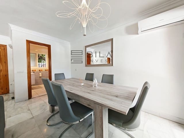 5 soveværelse Byhus til salg i Calahonda, Mijas med swimmingpool garage - € 565.000 (Ref: 9751494)