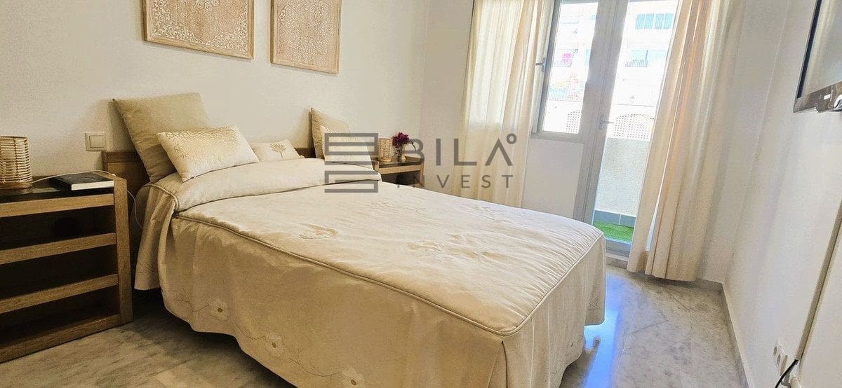 2 sovrum Lägenhet till salu i Riviera del Sol med pool garage - 335 000 € (Ref: 9751495)